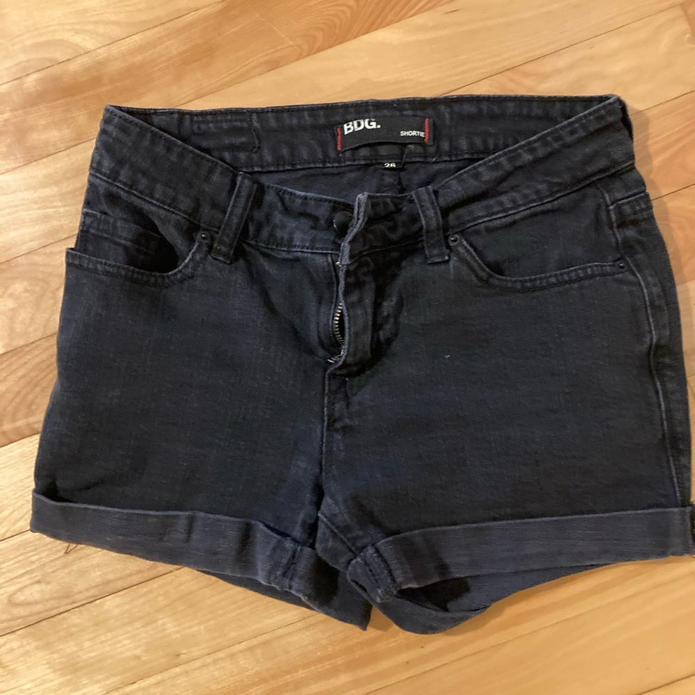 Urban Outfitters BDG “shortie” denim shorts, 26